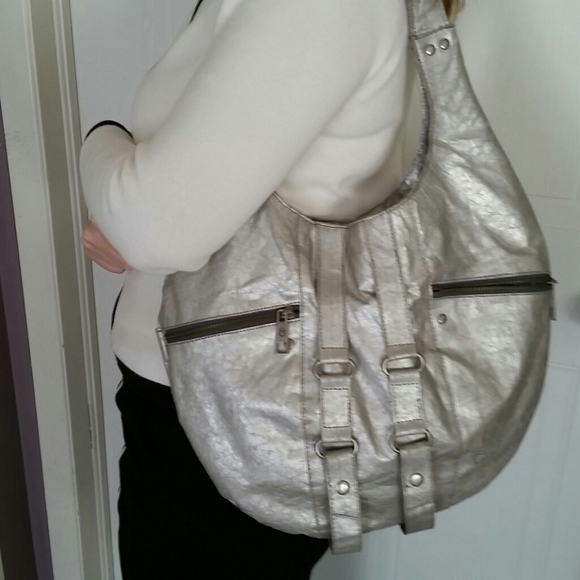 Matt & Nat Silver Shoulder Bag